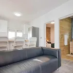Villa Adrian *